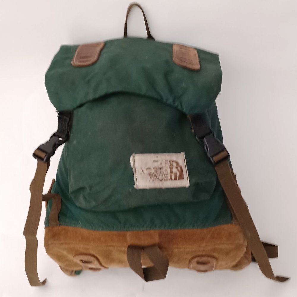 🌄 Vintage North Face Nylon Top Loading Backpack 🌄
